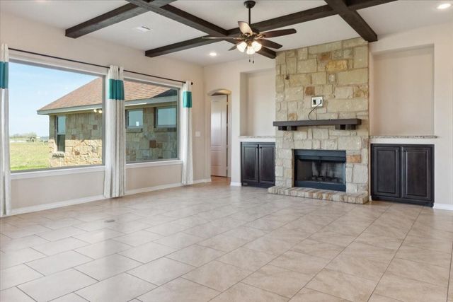2411 Thuesen A Road, Beasley, TX 77417