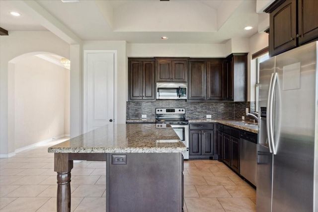 2411 Thuesen A Road, Beasley, TX 77417