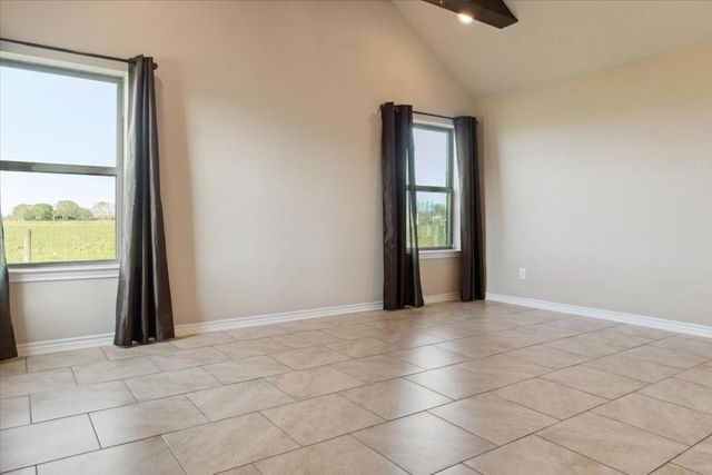2411 Thuesen A Road, Beasley, TX 77417