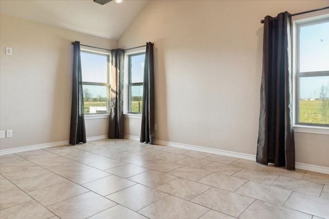 2411 Thuesen A Road, Beasley, TX 77417