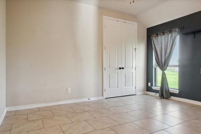 2411 Thuesen A Road, Beasley, TX 77417