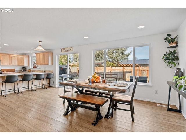 1955 Sw WESTVALE Ct, Mc Minnville, OR 97128