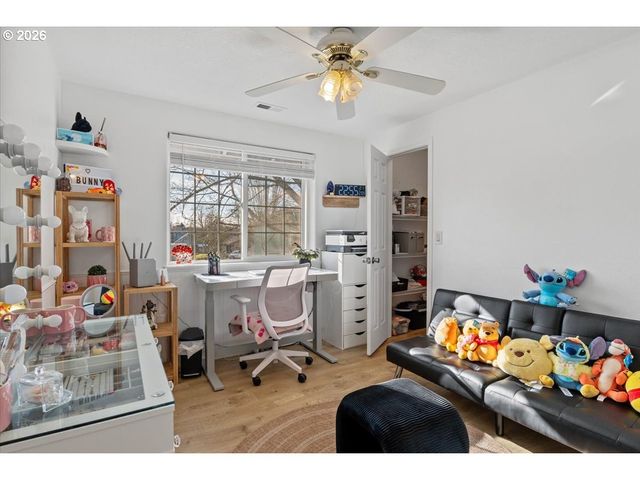 1955 Sw WESTVALE Ct, Mc Minnville, OR 97128