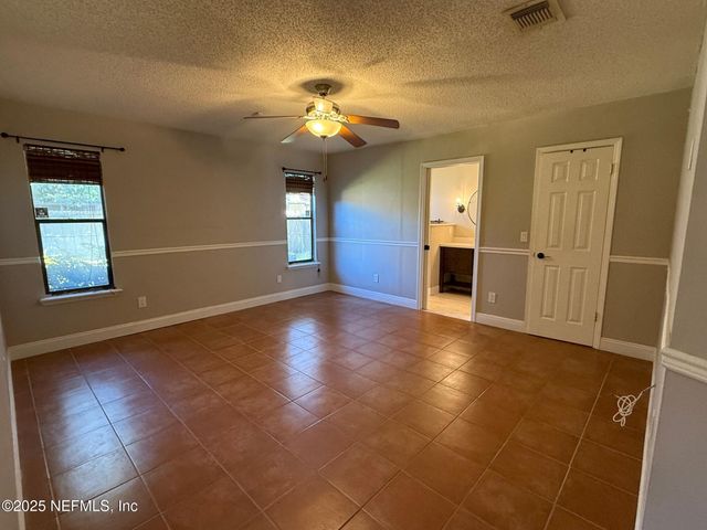 10933 GRAND TRUNK Lane, Jacksonville, FL 32257