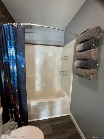 6367 E Pierson Road, Flint, MI 48506