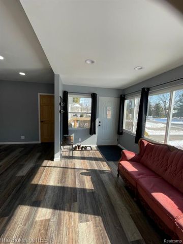 6367 E Pierson Road, Flint, MI 48506