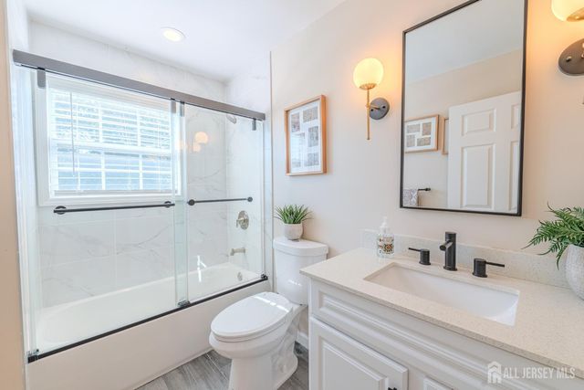 74 Carriage Drive, Piscataway, NJ 08854
