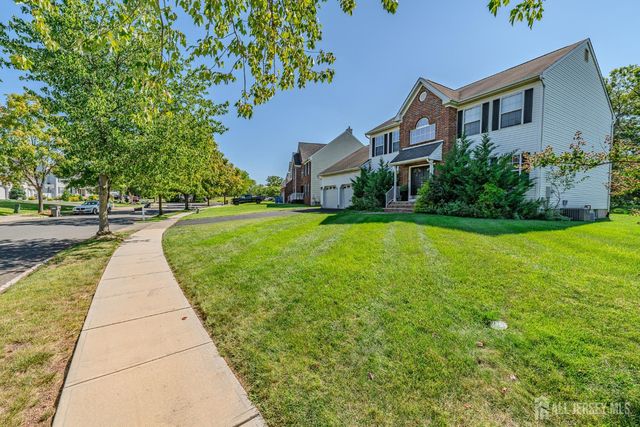 74 Carriage Drive, Piscataway, NJ 08854