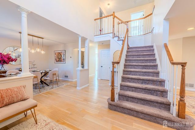 74 Carriage Drive, Piscataway, NJ 08854