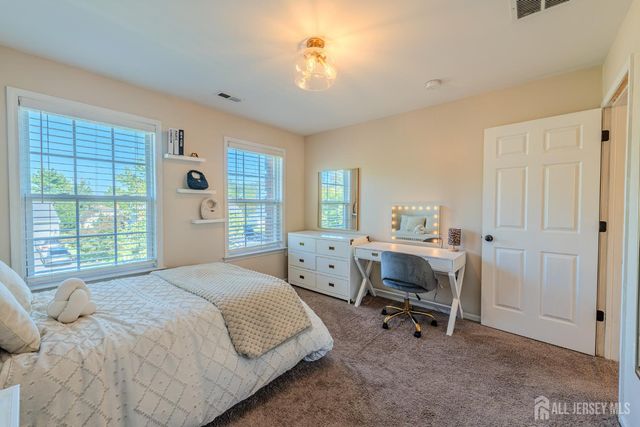 74 Carriage Drive, Piscataway, NJ 08854