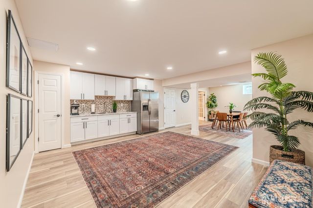 74 Carriage Drive, Piscataway, NJ 08854