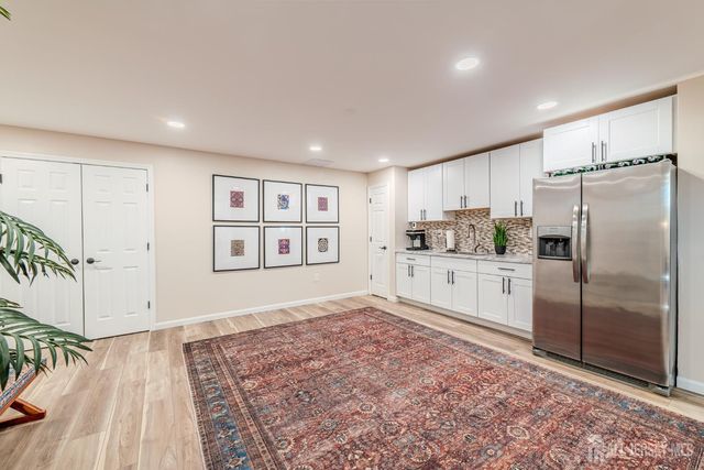 74 Carriage Drive, Piscataway, NJ 08854