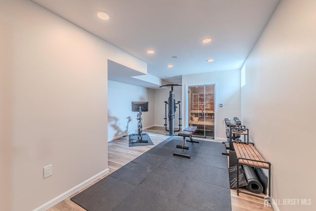 74 Carriage Drive, Piscataway, NJ 08854