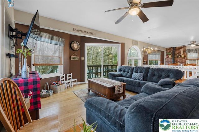 213 Eliot Lane, Penn Forest Twp, PA 18210