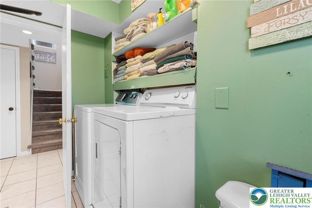 213 Eliot Lane, Penn Forest Twp, PA 18210