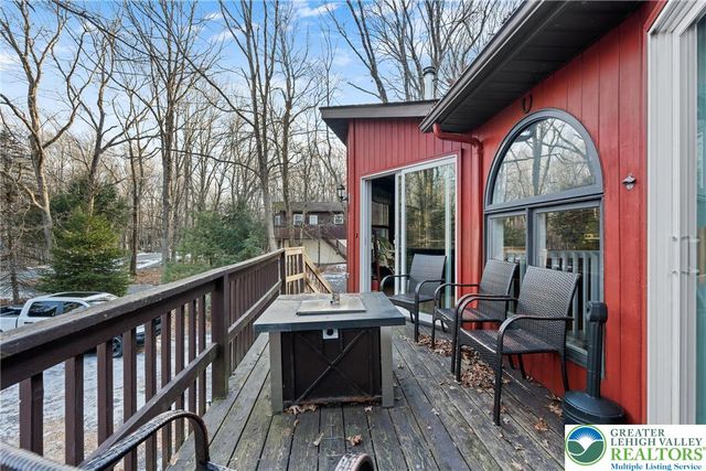 213 Eliot Lane, Penn Forest Twp, PA 18210