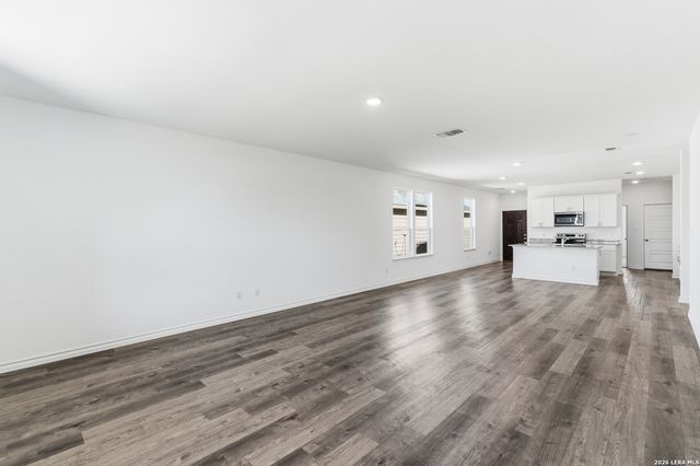 1125 WARBLER PASS, Marion, TX 78124