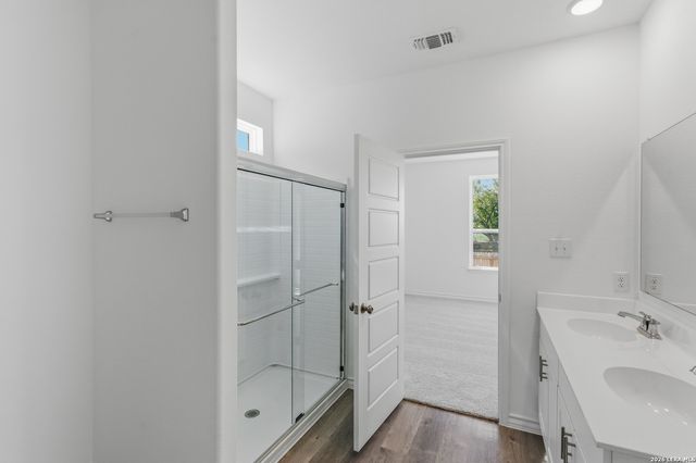 1125 WARBLER PASS, Marion, TX 78124