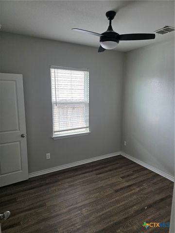 356 Spiny Lizard Lane, San Marcos, TX 78666