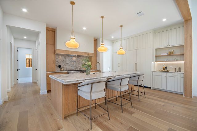 10911 Beauty Lane, Dallas, TX 75229