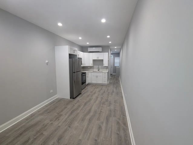 7050 W Higgins Avenue 1E, Chicago, IL 60656
