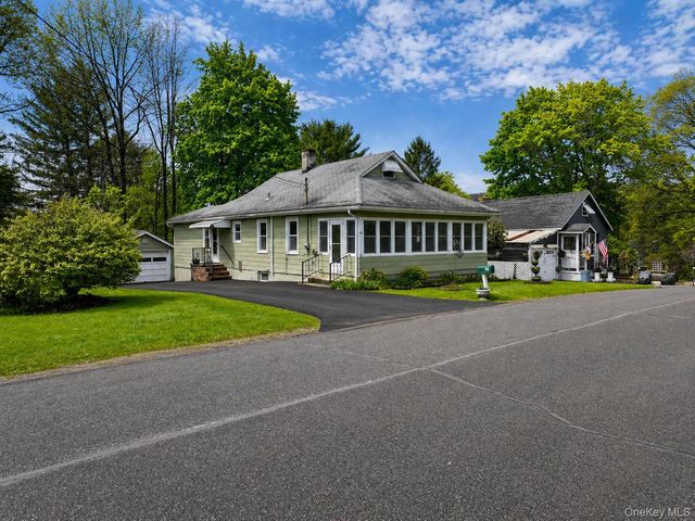 17 Lewis Street, Otisville, NY 10963