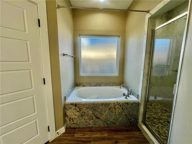 6037 Adrian Dr, Corpus Christi, TX 78414