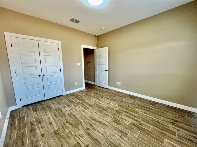 6037 Adrian Dr, Corpus Christi, TX 78414