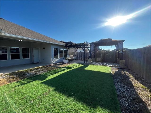 6037 Adrian Dr, Corpus Christi, TX 78414