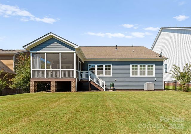 9721 Daufuskie Drive, Charlotte, NC 28278