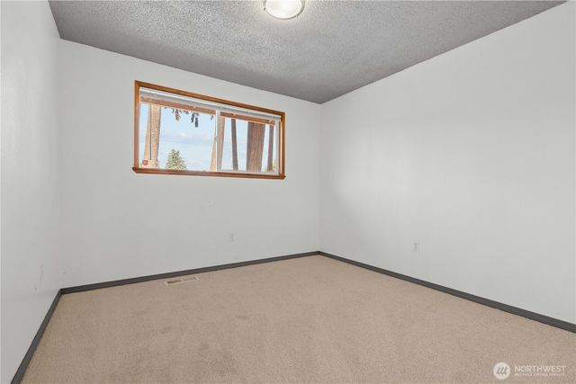 1211 196th Street E, Spanaway, WA 98387