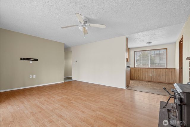 1211 196th Street E, Spanaway, WA 98387