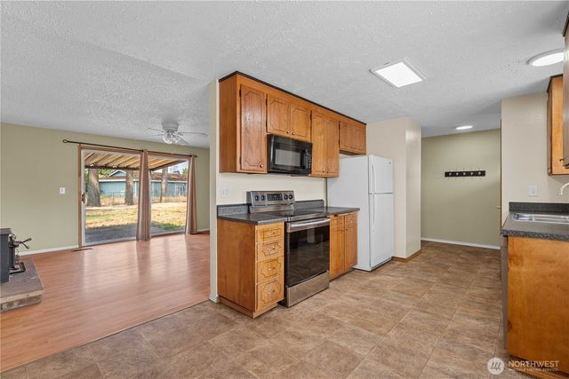1211 196th Street E, Spanaway, WA 98387