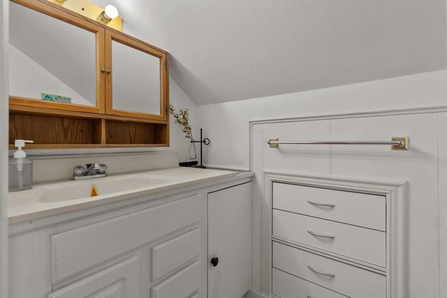 W7759 COUNTY RD N, Van Dyne, WI 54979