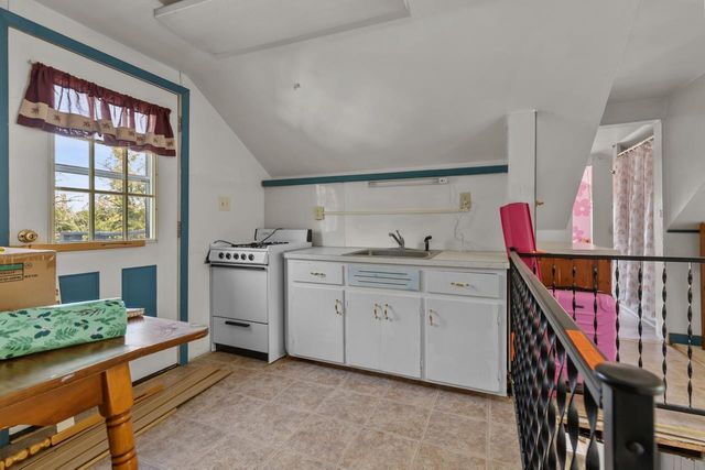 W7759 COUNTY RD N, Van Dyne, WI 54979