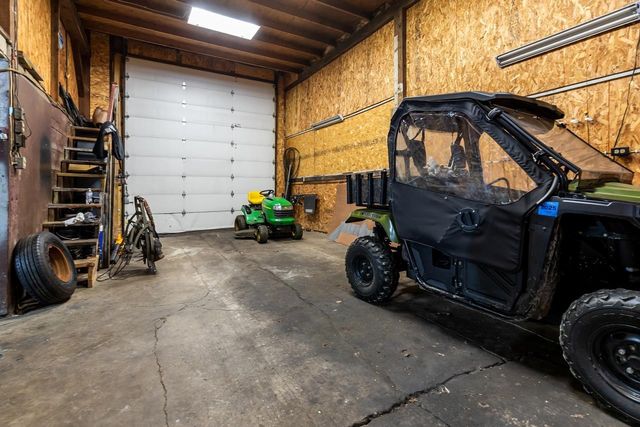 W7759 COUNTY RD N, Van Dyne, WI 54979