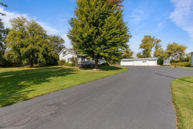 W7759 COUNTY RD N, Van Dyne, WI 54979