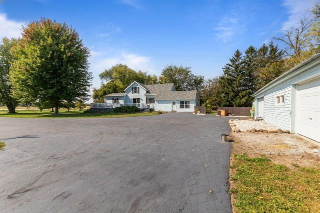 W7759 COUNTY RD N, Van Dyne, WI 54979