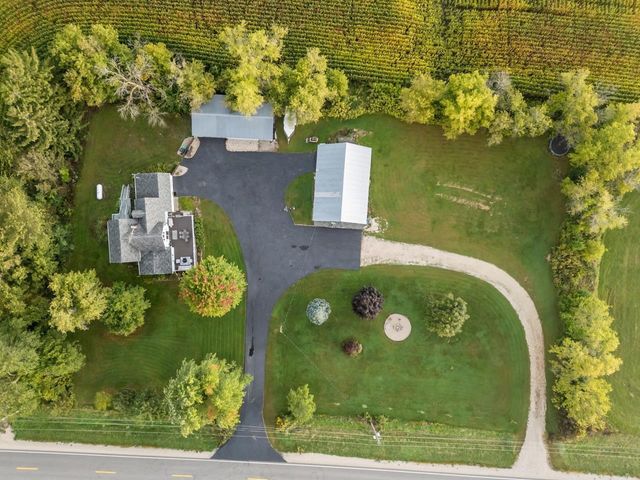 W7759 COUNTY RD N, Van Dyne, WI 54979