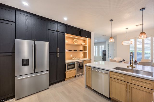 1912 Summer Pine Court 103, Las Vegas, NV 89134