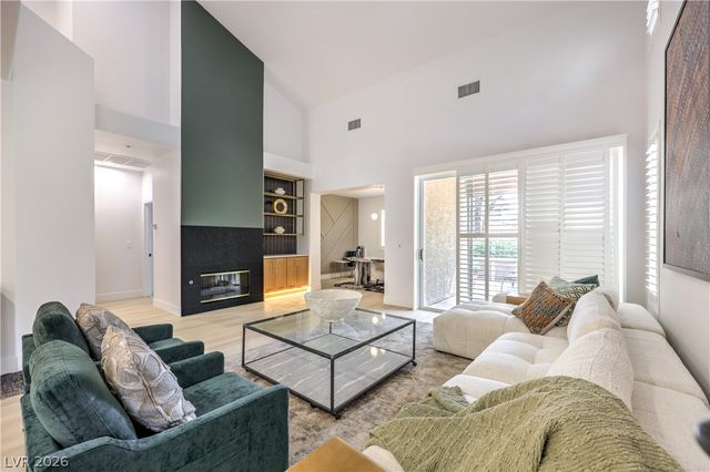 1912 Summer Pine Court 103, Las Vegas, NV 89134