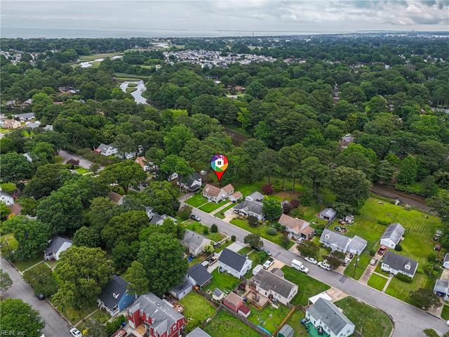 8240 Fernwood RD, Norfolk, VA 23518