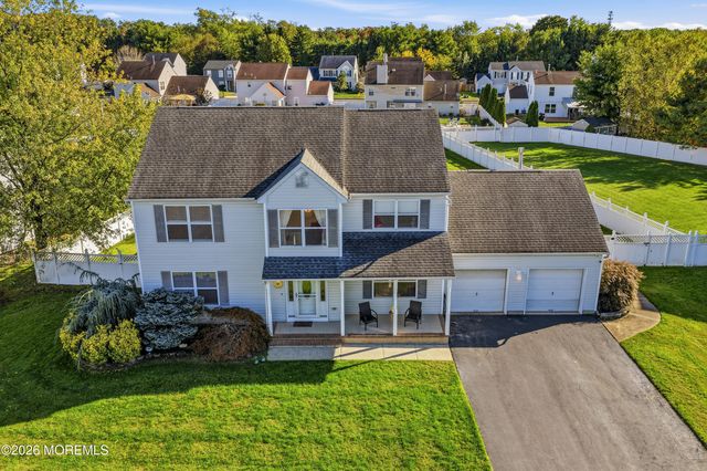 19 Assateague Road, Howell, NJ 07731