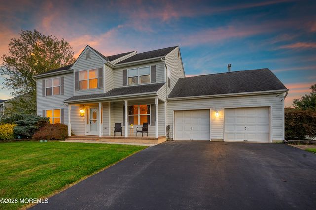19 Assateague Road, Howell, NJ 07731