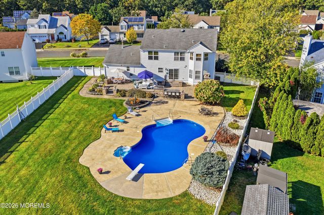19 Assateague Road, Howell, NJ 07731