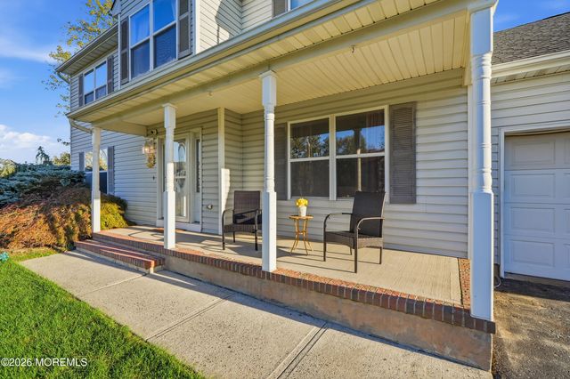 19 Assateague Road, Howell, NJ 07731