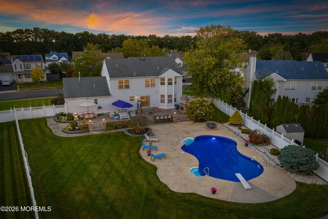 19 Assateague Road, Howell, NJ 07731