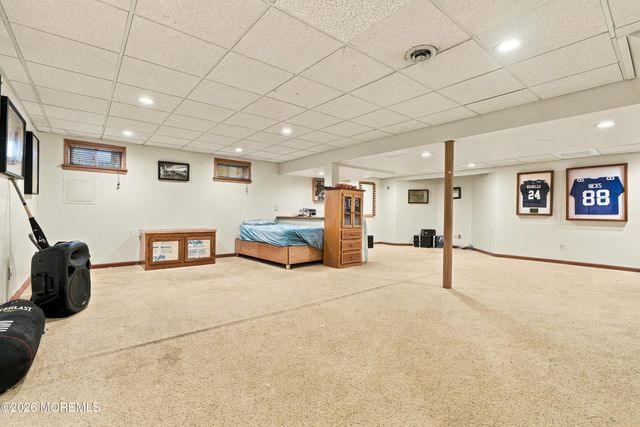 19 Assateague Road, Howell, NJ 07731