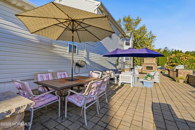 19 Assateague Road, Howell, NJ 07731