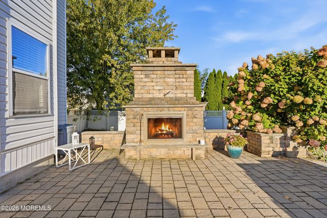 19 Assateague Road, Howell, NJ 07731